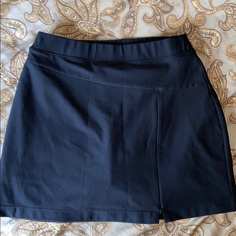 Black golf skort